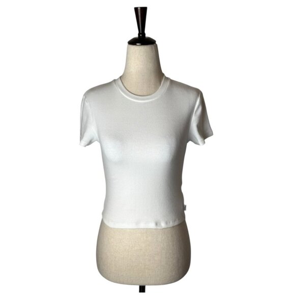 Aritzia TNA Tee Women XS White Ribbed‎ Knit Crew Neck Short Sleeve Baby Tee Crop - Picture 2 of 13